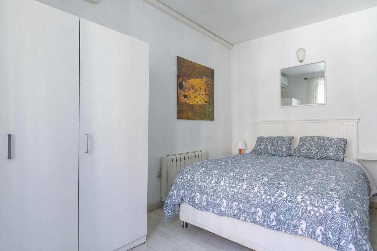 Acogedor Y Centrico Estudio Appartement Madrid Buitenkant foto