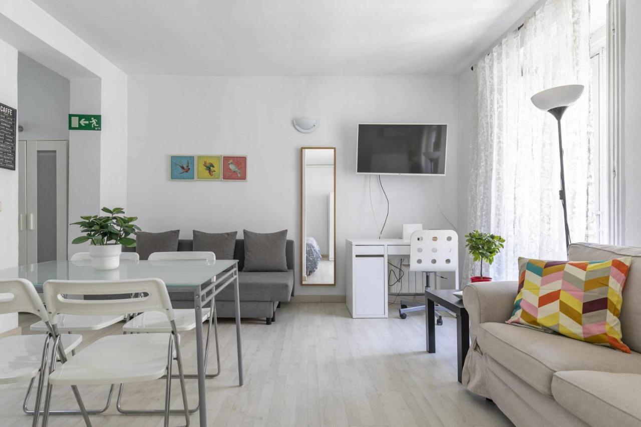 Acogedor Y Centrico Estudio Appartement Madrid Buitenkant foto