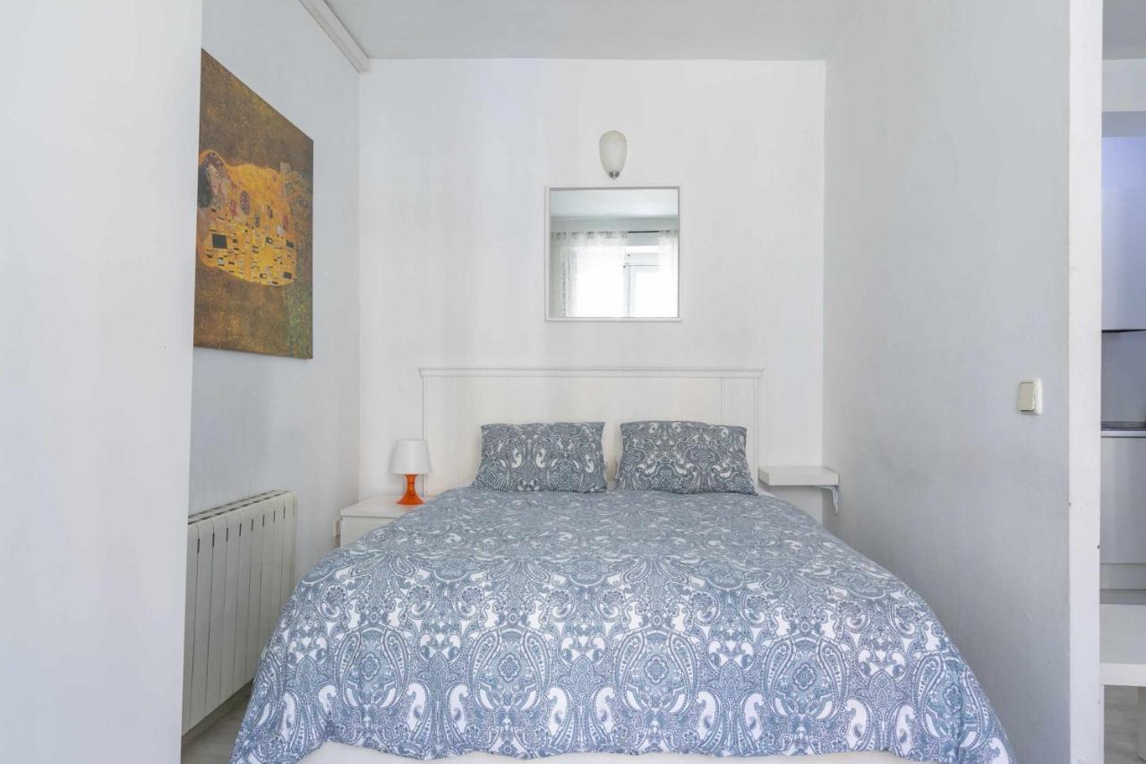 Acogedor Y Centrico Estudio Appartement Madrid Buitenkant foto